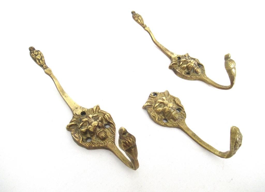 Set 3 pcs Antique Brass Lion Head Coat hooks, Wall hooks. – UpperDutch