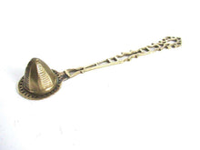 UpperDutch:Candle Snuffers,Antique Brass Candle Snuffer.