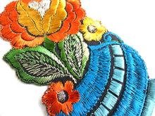 UpperDutch:Sewing Supplies,Authentic Collectible Flower Applique, flower basket applique, 1930s embroidered applique. Vintage floral patch, sewing supply.