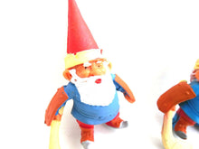 UpperDutch:Gnomes,1 (ONE) Gnome figurine, Gnome after a design by Rien Poortvliet, Brb Gnome, David the Gnome, gnome playing hockey.