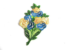 UpperDutch:Sewing Supplies,1930s Flower applique, Vintage embroidered applique. Vintage floral patch, sewing supply.